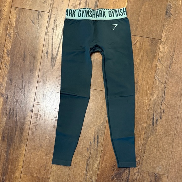 Gymshark Green Gym Leggings Size S - Picture 2 of 9